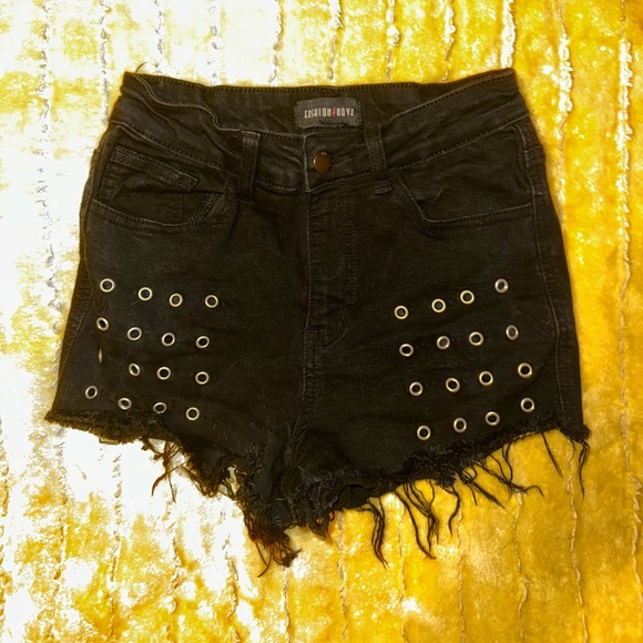 Fashion Nova High Waisted Jean Shorts - Picture 4 of 4